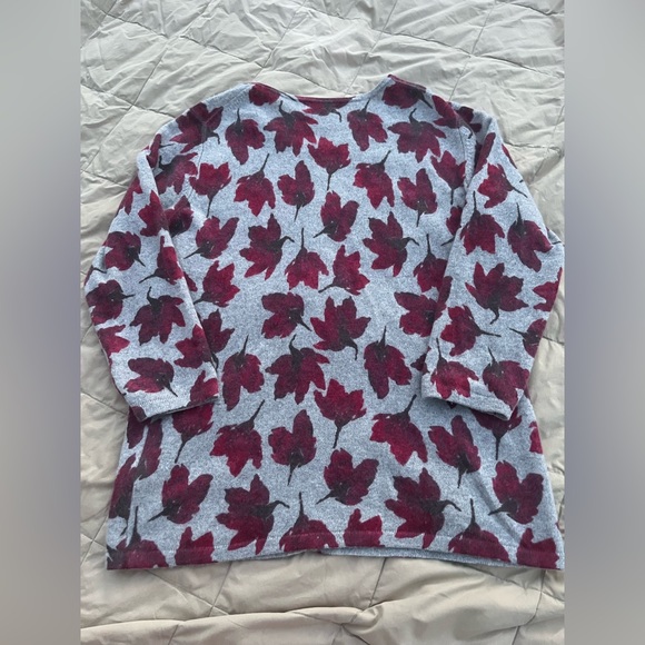 Sutton Cashmere Gray and Red Cardigan with Leaf Pattern, XL - Picture 15 of 16